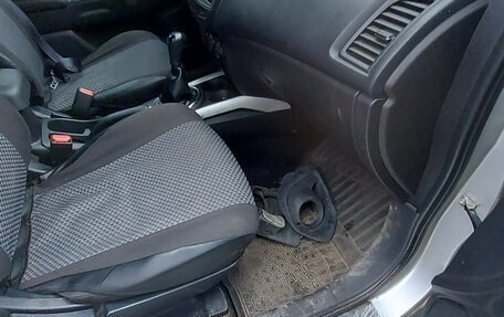 Mitsubishi ASX I рестайлинг, 2013 год, 450 000 рублей, 27 фотография