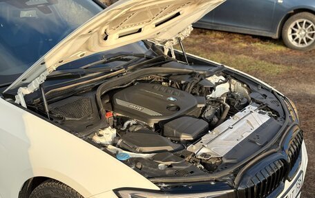 BMW 3 серия, 2019 год, 3 950 000 рублей, 17 фотография