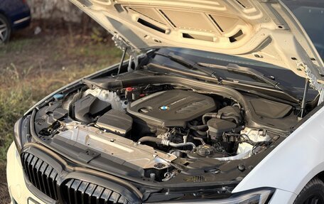 BMW 3 серия, 2019 год, 3 950 000 рублей, 16 фотография