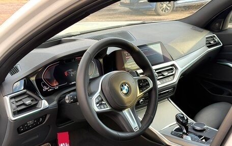 BMW 3 серия, 2019 год, 3 950 000 рублей, 23 фотография