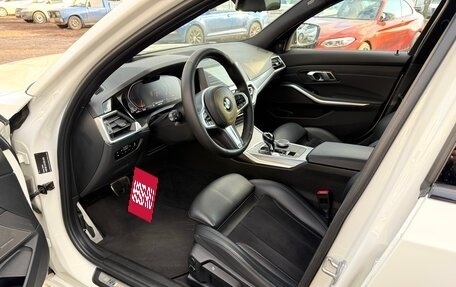 BMW 3 серия, 2019 год, 3 950 000 рублей, 25 фотография