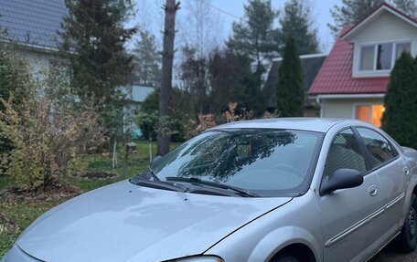 Dodge Stratus II, 2001 год, 150 000 рублей, 8 фотография