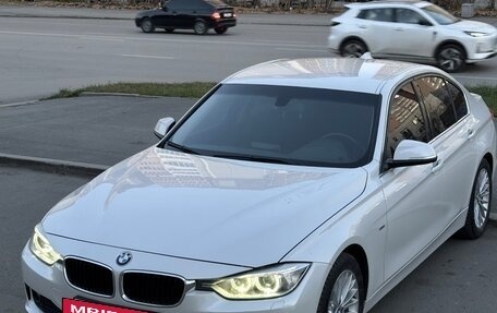 BMW 3 серия, 2013 год, 1 900 000 рублей, 3 фотография