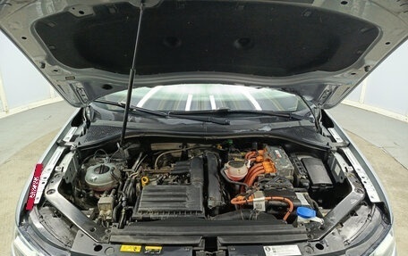 Volkswagen Tiguan II, 2021 год, 4 190 000 рублей, 11 фотография