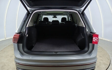 Volkswagen Tiguan II, 2021 год, 4 190 000 рублей, 12 фотография