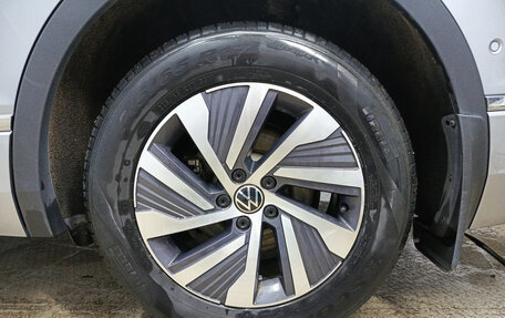 Volkswagen Tiguan II, 2021 год, 4 190 000 рублей, 22 фотография