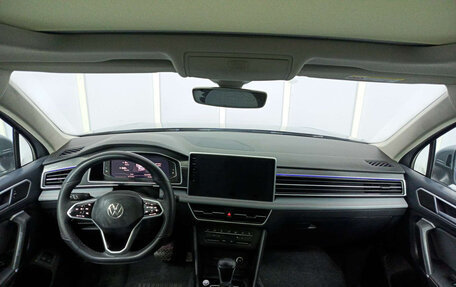 Volkswagen Tiguan II, 2021 год, 4 190 000 рублей, 17 фотография