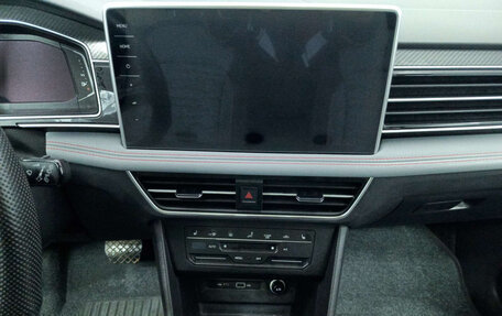 Volkswagen Tiguan II, 2021 год, 4 190 000 рублей, 18 фотография