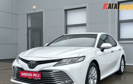 Toyota Camry, 2021 год, 3 570 000 рублей, 1 фотография