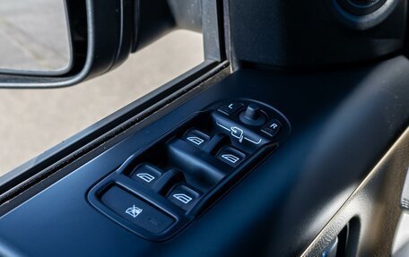 Land Rover Freelander II рестайлинг 2, 2010 год, 1 355 000 рублей, 14 фотография