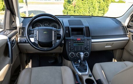 Land Rover Freelander II рестайлинг 2, 2010 год, 1 355 000 рублей, 20 фотография