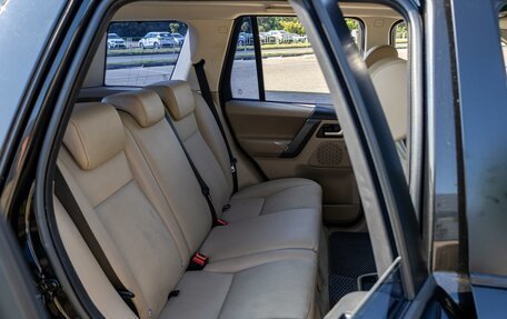 Land Rover Freelander II рестайлинг 2, 2010 год, 1 355 000 рублей, 23 фотография