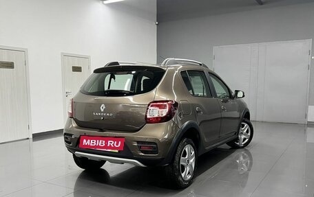 Renault Sandero II рестайлинг, 2021 год, 1 345 000 рублей, 2 фотография