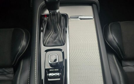 Volvo XC90 II рестайлинг, 2018 год, 3 600 000 рублей, 35 фотография