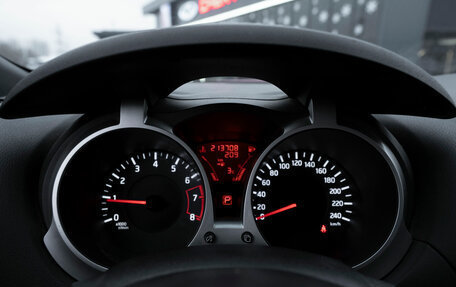 Nissan Juke II, 2011 год, 920 000 рублей, 11 фотография