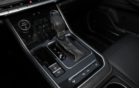 Chery Tiggo 8 Pro, 2021 год, 1 990 000 рублей, 14 фотография