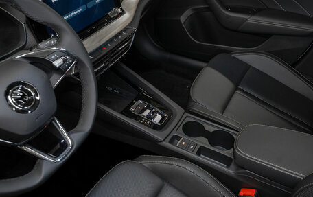 Skoda Octavia IV, 2025 год, 3 700 000 рублей, 15 фотография