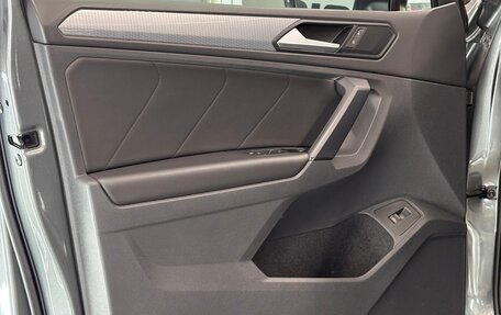 Volkswagen Tiguan II, 2021 год, 4 100 000 рублей, 4 фотография