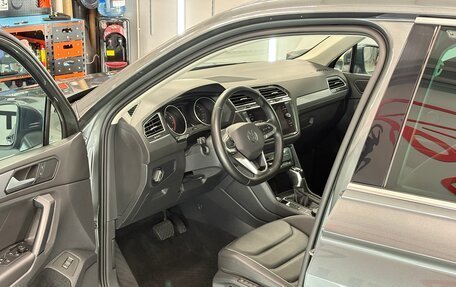 Volkswagen Tiguan II, 2021 год, 4 100 000 рублей, 5 фотография