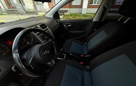 Volkswagen Polo VI (EU Market), 2013 год, 750 000 рублей, 8 фотография