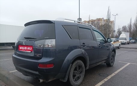 Mitsubishi Outlander III рестайлинг 3, 2008 год, 950 000 рублей, 4 фотография
