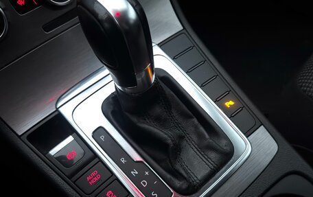 Volkswagen Passat B7, 2012 год, 999 000 рублей, 27 фотография