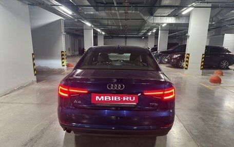 Audi A4, 2017 год, 1 980 000 рублей, 4 фотография