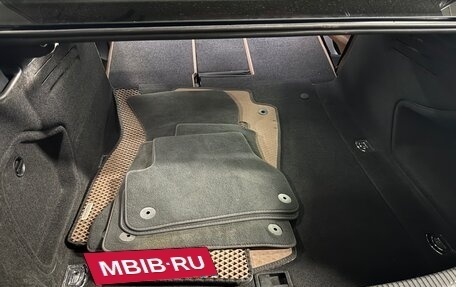 Audi A4, 2017 год, 1 980 000 рублей, 12 фотография