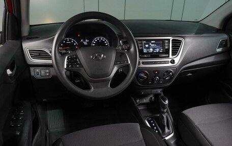 Hyundai Solaris II рестайлинг, 2021 год, 1 649 000 рублей, 6 фотография