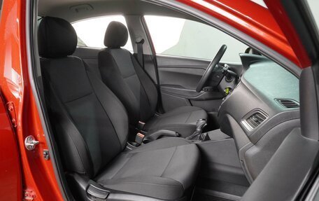 Hyundai Solaris II рестайлинг, 2021 год, 1 649 000 рублей, 8 фотография