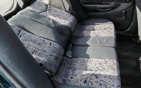 Mazda 323, 2000 год, 200 000 рублей, 12 фотография