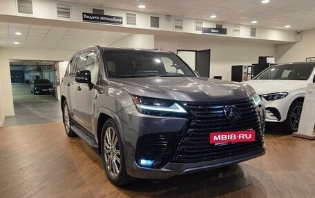 Lexus LX, 2022 год, 17 600 000 рублей, 5 фотография