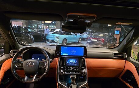 Lexus LX, 2022 год, 17 600 000 рублей, 26 фотография