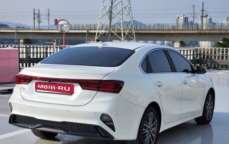 KIA K3, 2022 год, 1 820 000 рублей, 5 фотография