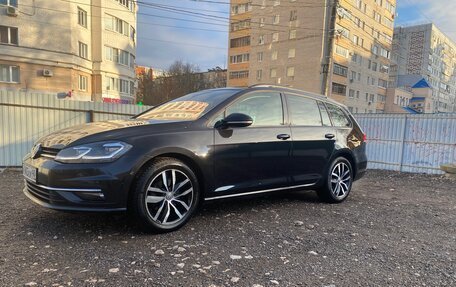 Volkswagen Golf VII, 2018 год, 1 800 000 рублей, 2 фотография