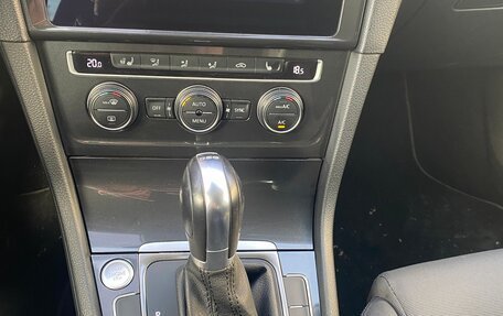 Volkswagen Golf VII, 2018 год, 1 800 000 рублей, 13 фотография