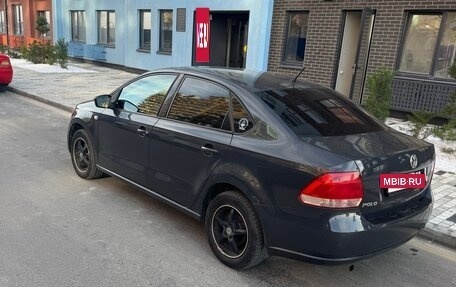 Volkswagen Polo VI (EU Market), 2011 год, 720 000 рублей, 2 фотография