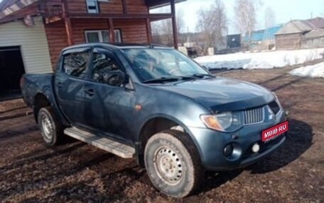 Mitsubishi L200 IV рестайлинг, 2008 год, 900 000 рублей, 1 фотография