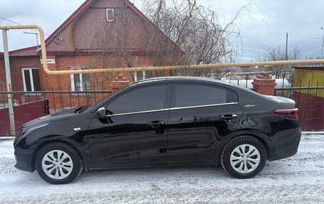 KIA Rio IV, 2020 год, 1 750 000 рублей, 3 фотография