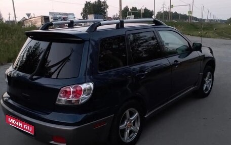 Mitsubishi Outlander III рестайлинг 3, 2002 год, 419 999 рублей, 3 фотография