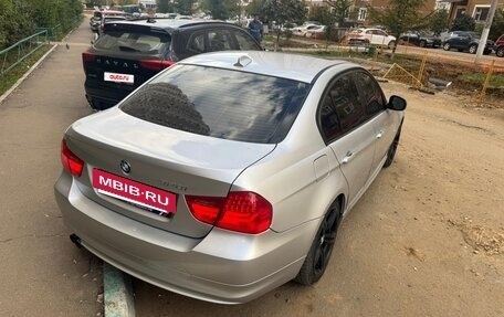 BMW 3 серия, 2011 год, 1 100 000 рублей, 4 фотография