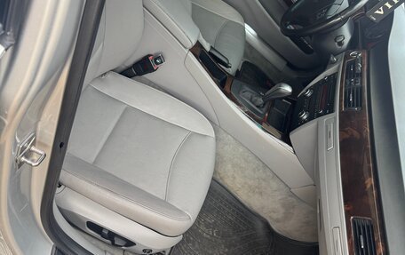 BMW 3 серия, 2011 год, 1 100 000 рублей, 13 фотография