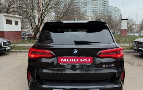 BMW X5 M, 2022 год, 16 000 000 рублей, 2 фотография