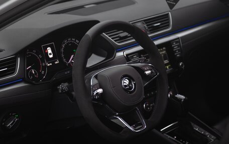 Skoda Superb III рестайлинг, 2016 год, 2 100 000 рублей, 10 фотография