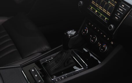 Skoda Superb III рестайлинг, 2016 год, 2 100 000 рублей, 15 фотография