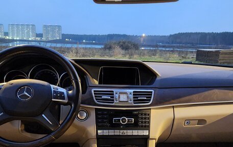 Mercedes-Benz E-Класс, 2014 год, 3 800 000 рублей, 19 фотография