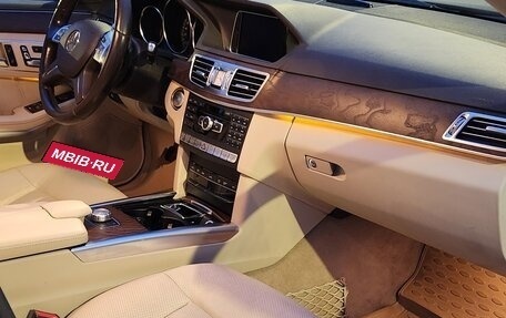 Mercedes-Benz E-Класс, 2014 год, 3 800 000 рублей, 20 фотография