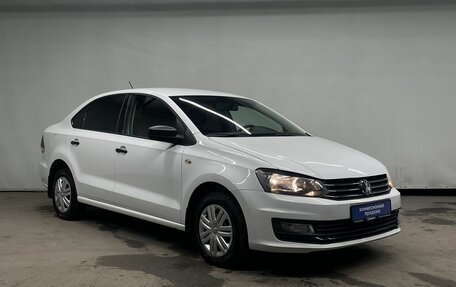 Volkswagen Polo VI (EU Market), 2020 год, 1 370 000 рублей, 2 фотография
