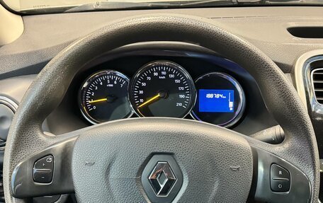 Renault Logan II, 2015 год, 599 000 рублей, 13 фотография