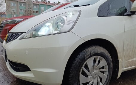 Honda Fit III, 2010 год, 779 000 рублей, 6 фотография